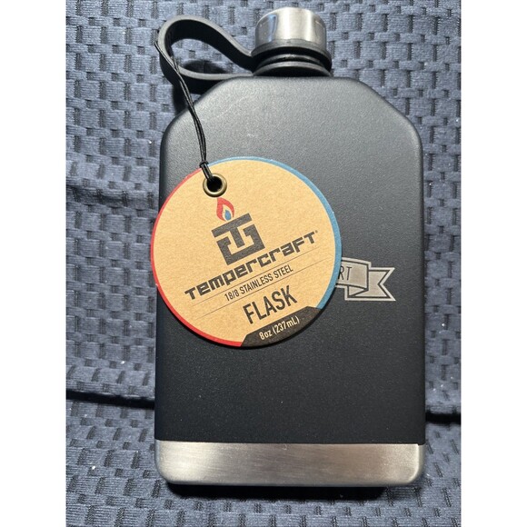 NIB Tempercraft 8oz Stainless Flask w/ Swan Lake Golf Resort Black NIB - Picture 2 of 6